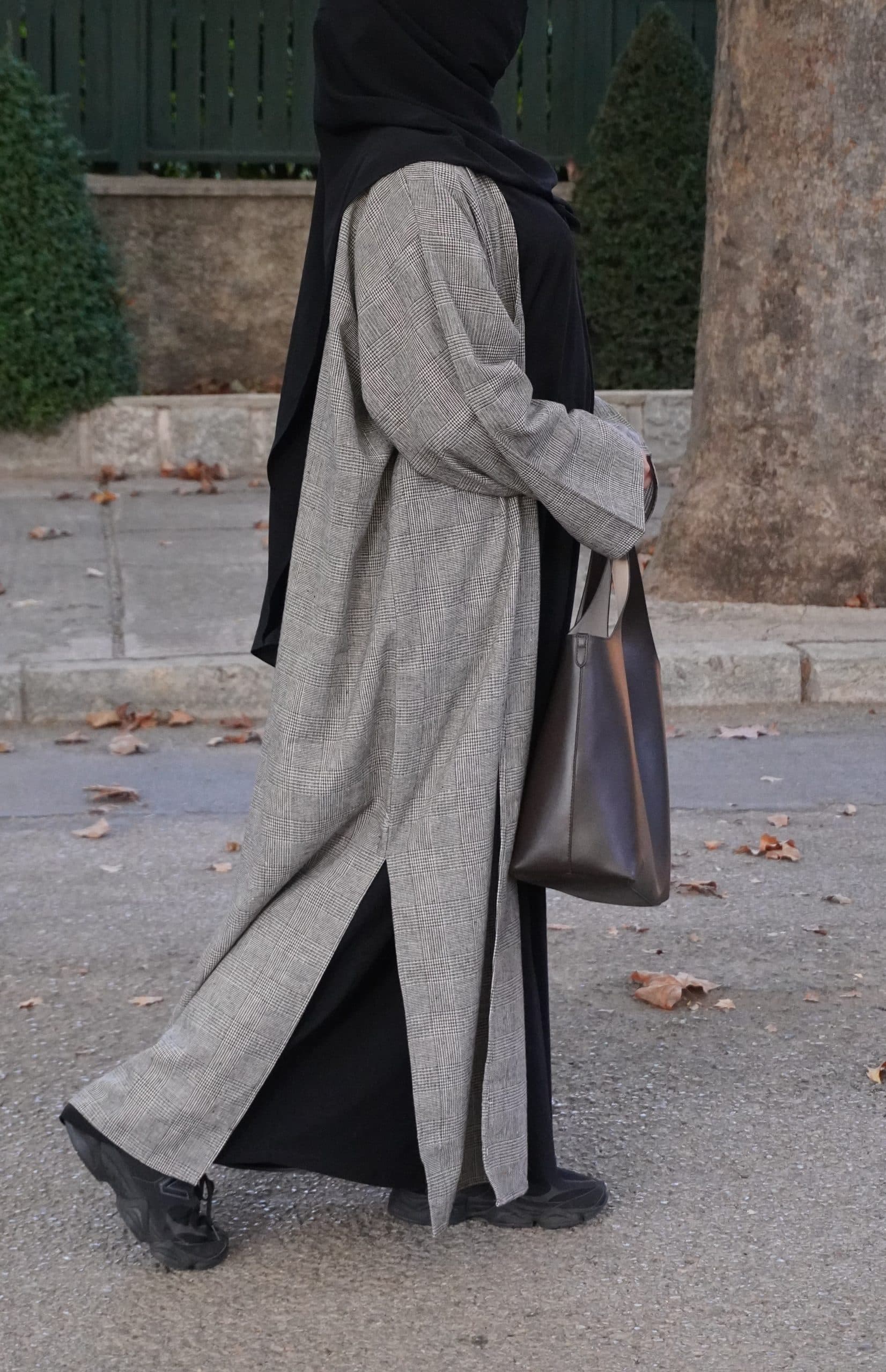 ABAYA ouverte MAJDA