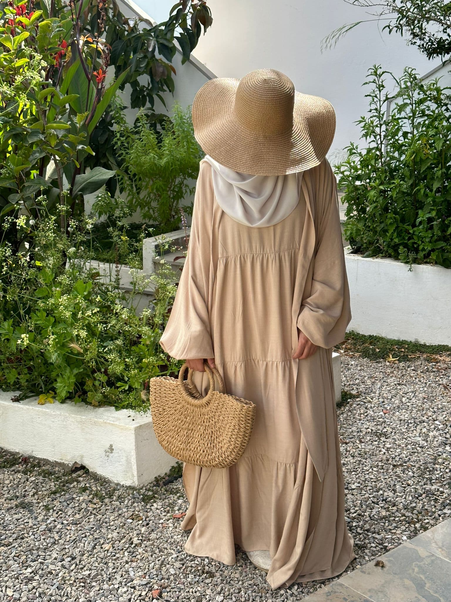 ABAYA ouverte NADYA en lin brun