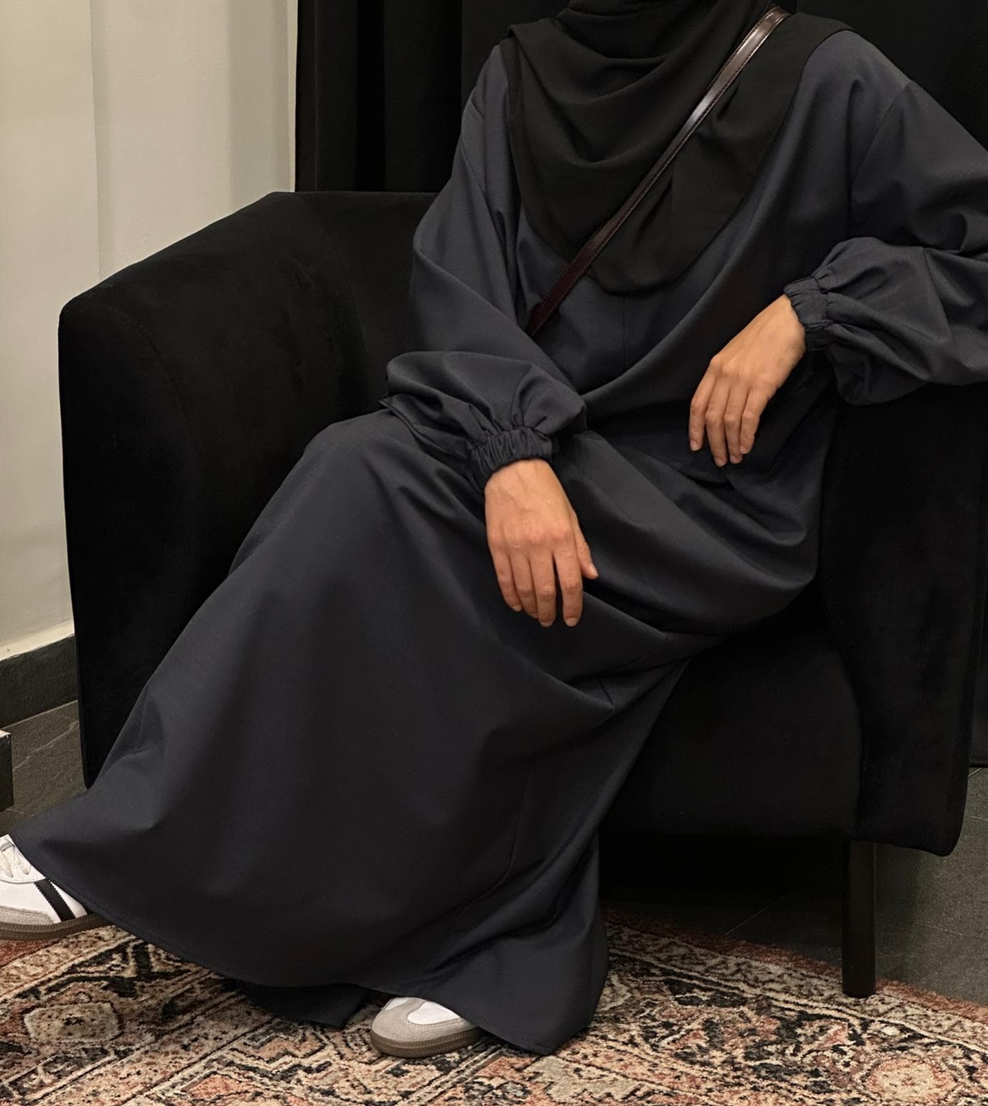 THE BASIC ABAYA (bleu nuit)